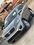 2016 Kia Sorento 4dr SUV Gray - 3