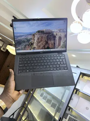Dell Latitude 7420 Laptop - Core i7, 32GB RAM, 512GB SSD