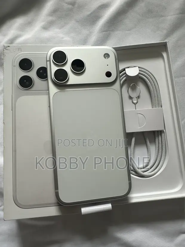 New Apple iPhone 17 Pro Max 512GB Silver - 1