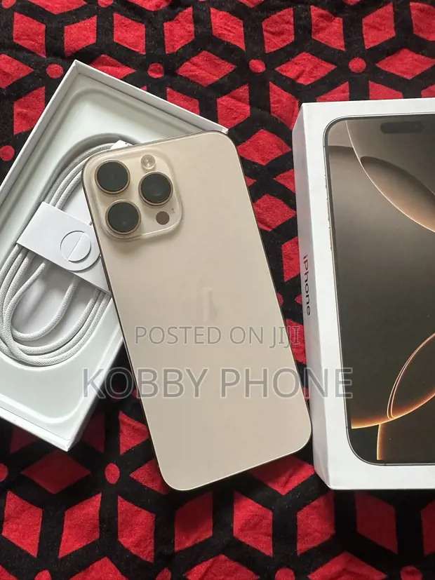 Apple iPhone 16 Pro Max 512GB Gold - 1