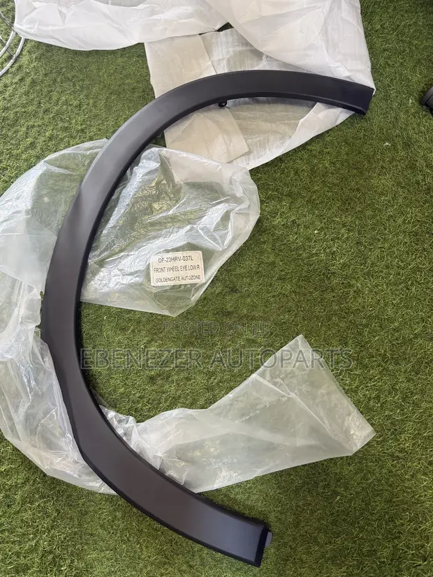 Honda HR-V Front Fender Moulding (2022-2026) - 1