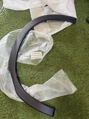 Honda HR-V Front Fender Moulding (2022-2026)