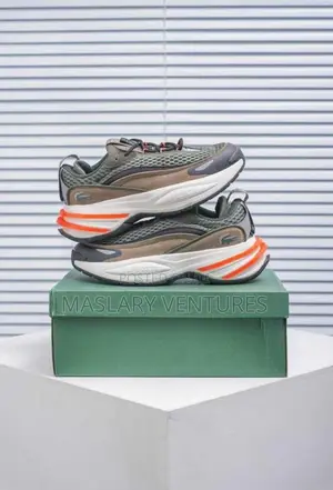 Lacoste Wave Extreme Sneakers