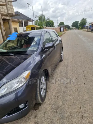 Toyota Matrix Hatchback 2010 Gray
