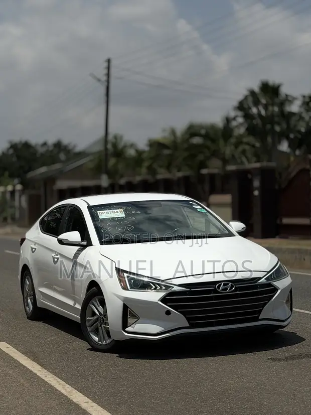 2019 Hyundai Elantra SEL White - 1