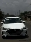 2019 Hyundai Elantra SEL White - 3