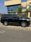 Land Cruiser V8 for Rental - 3