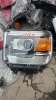 GMC Sierra 2015 Headlight (Pair) - 3