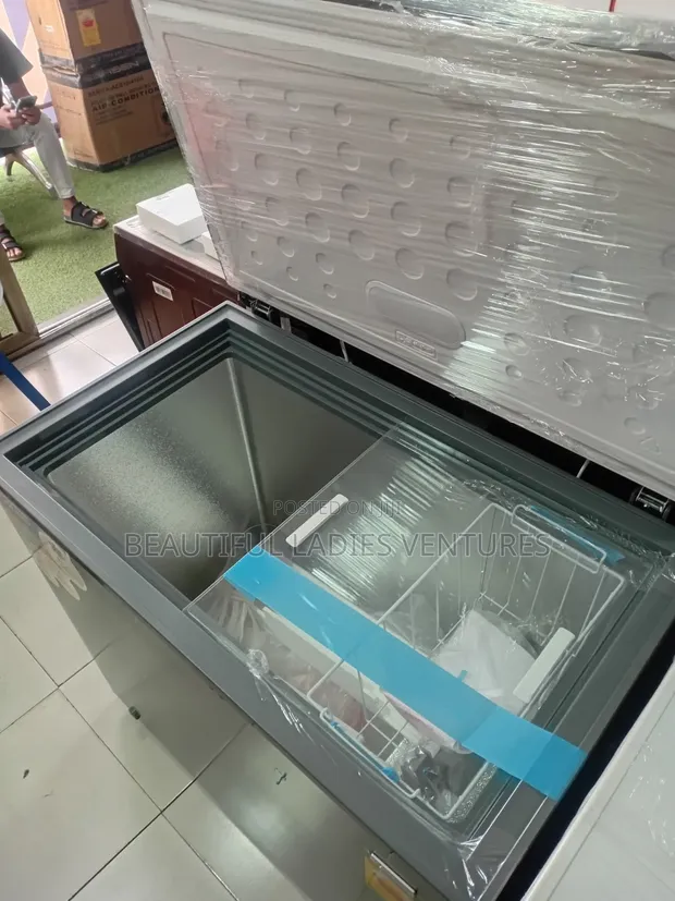 Nasco Chest Freezer 200L - 1