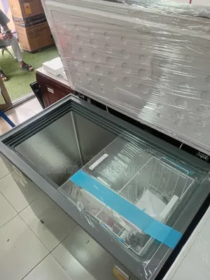 Nasco Chest Freezer 200L