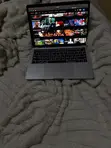 Apple MacBook Pro 2017 8GB Intel Core i5 512GB SSD - 1