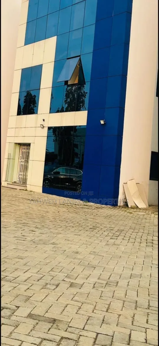 Office Space for Rent in Dzorwulu - 1