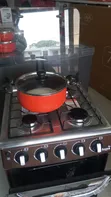 Icona 4 Burner Gas Oven with Non-Stick Cook Pot - 2