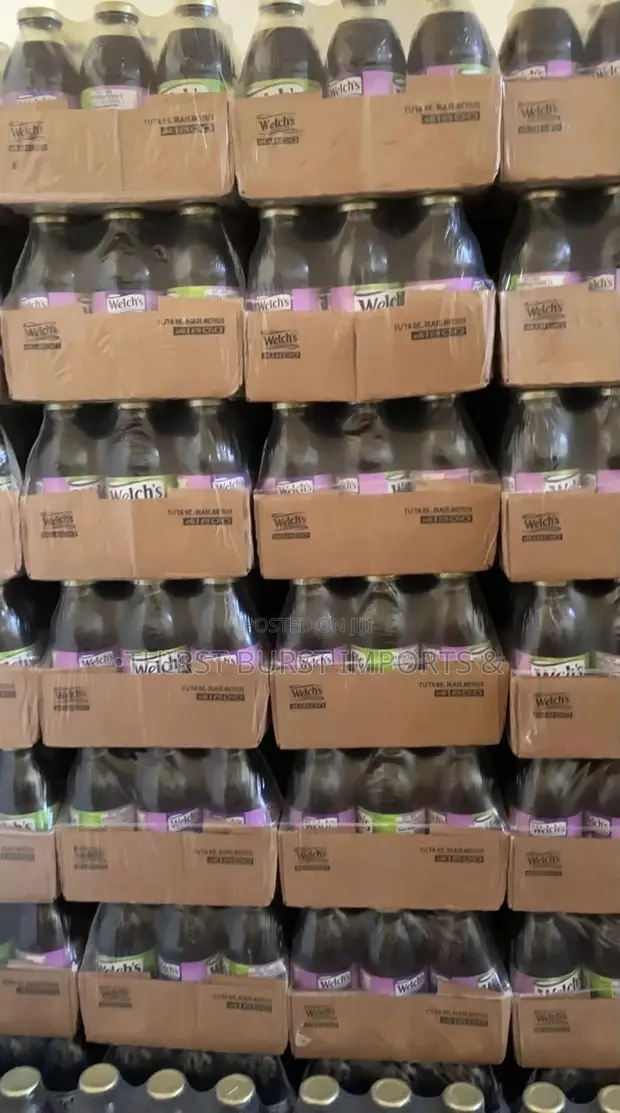 Welch's 100% Grape Juice - 12 Bottles Per Case (US Import) - 1