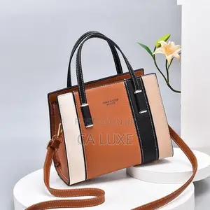 Elegant Multipurpose Ladies Handbag