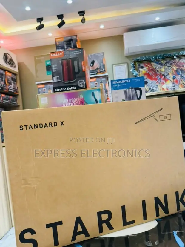 Starlink Standard 4X High-Speed Satellite Internet Hardware - 1