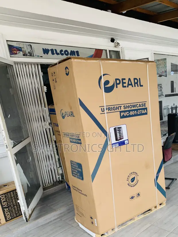 Pearl 690L Double Door Showcase Refrigerator - Black - 1