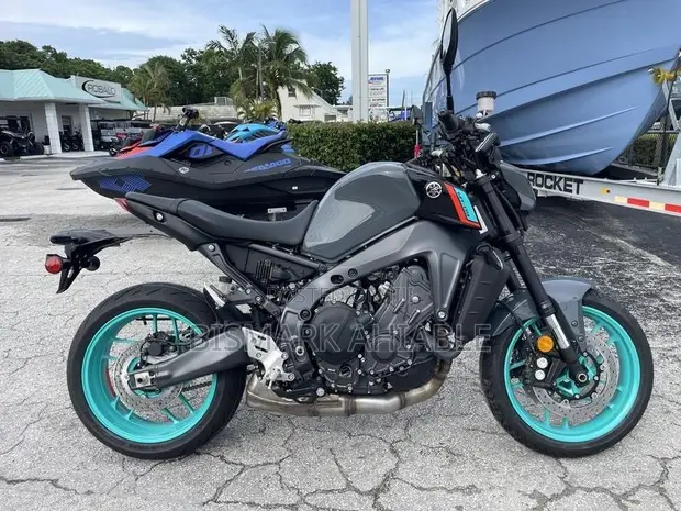 Yamaha MT-09 2023 Motorcycle - 1