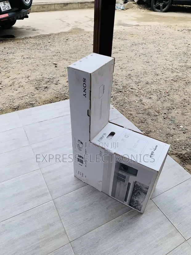 Sony HT-S20R 400W 5.1-Channel Home Theater System - 1