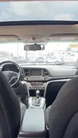 Hyundai Elantra 2017 White - 2