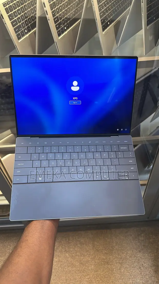 Dell XPS 13 Plus 9320 Laptop - Intel Core i7, 16GB RAM, 512GB SSD - 1