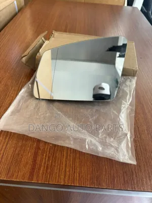 Mercedes-Benz C250 Side Mirror Glass (2011-2015) - Brand New