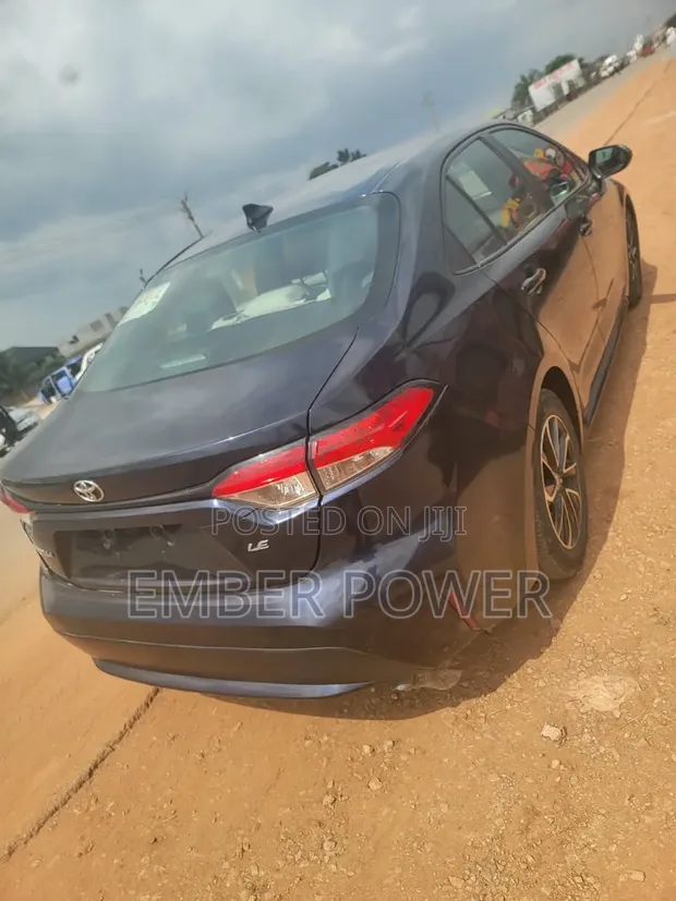 Toyota Corolla 2022 Blue - 1