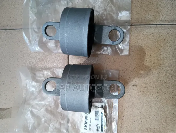 Premium SKP Trailing Arm Bushing for Jeep Compass/Dodge Caliber (USA) - 1