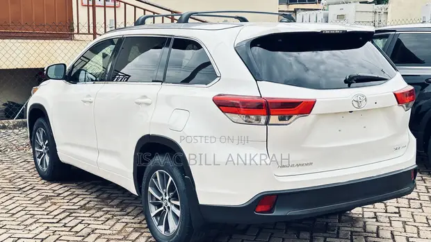 Toyota Highlander 2018 White - 1