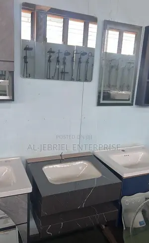 Cabinet Basin 60cm with LED Mirror
