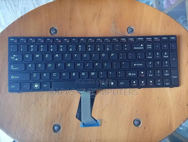 New Lenovo G570 Laptop Keyboard - 1