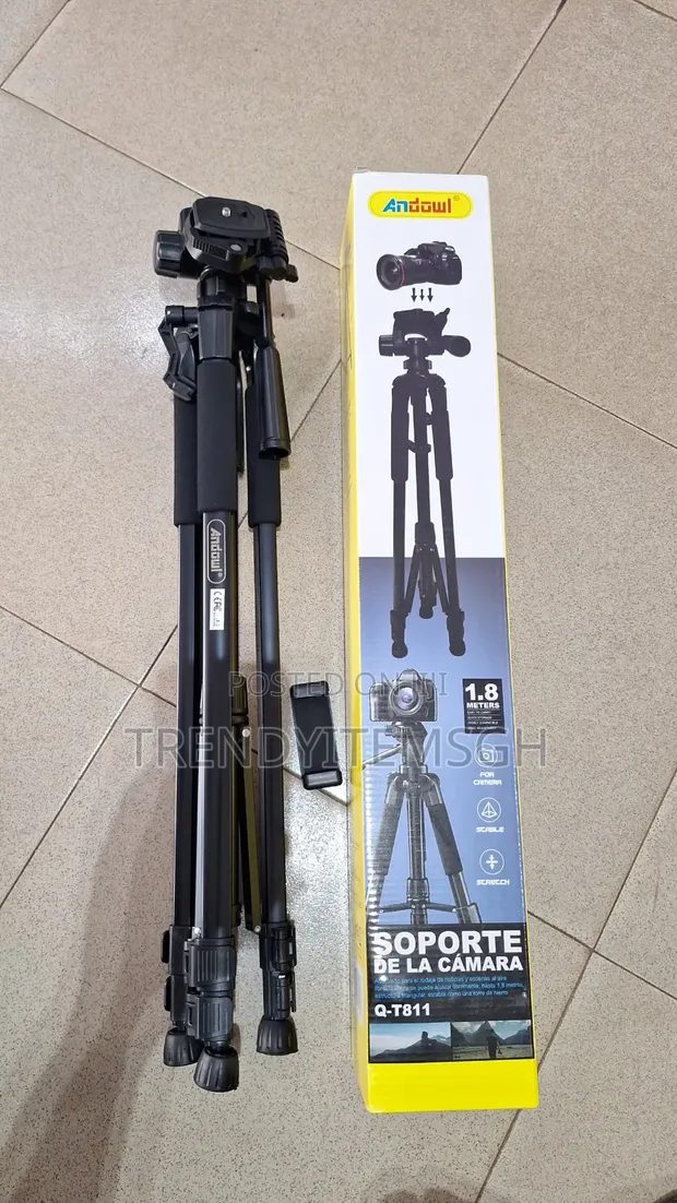 1.8m Long Tripod Stand - 1