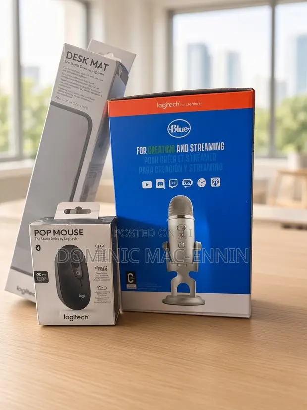 Logitech Blue Yeti USB Studio Microphone Creator Bundle - 1