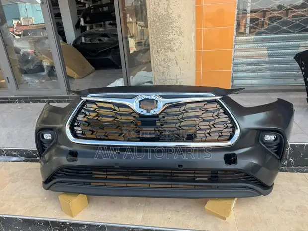 Toyota Highlander 2020 Front Bumper with Chrome Grille - 1