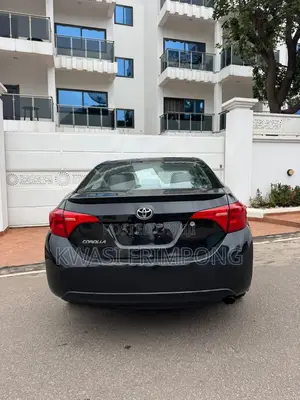 Toyota Corolla 2018 Gray