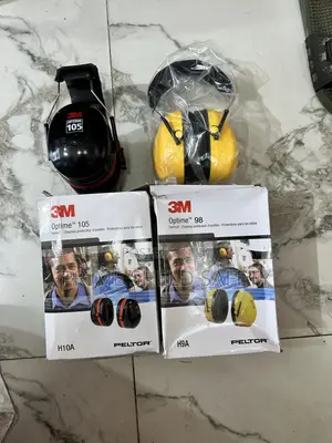 3M Industrial Safety Ear Muffs - Hearing Protection