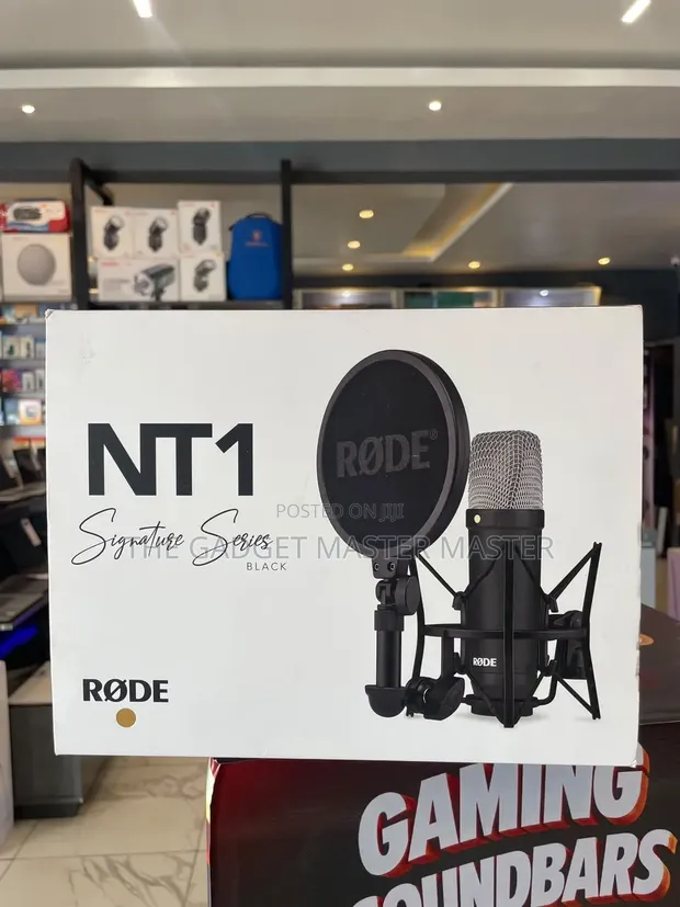 Rode NT1 Signature Series Large Diaphragm Condenser Microphone - 1