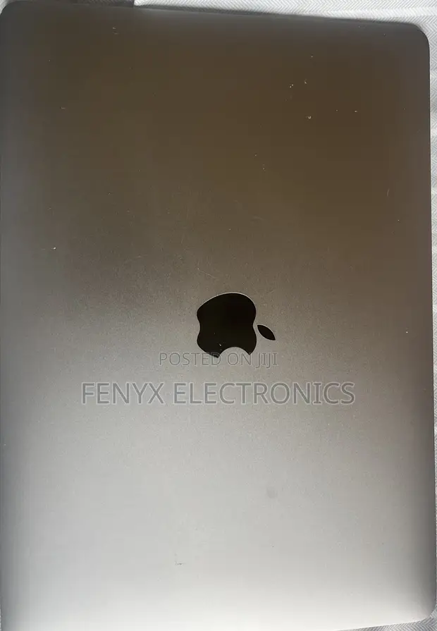 Apple MacBook Air 8GB Intel Core i5 256GB SSD - 1