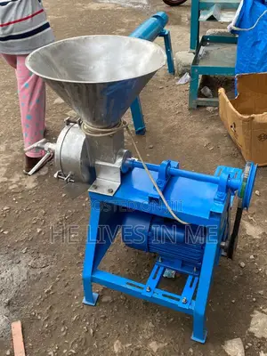 Pepper Grinding Machine with Electric Motor / Petrol Engine Option