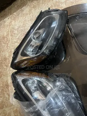 Mercedes-Benz C300 Headlight Pair - Brand New