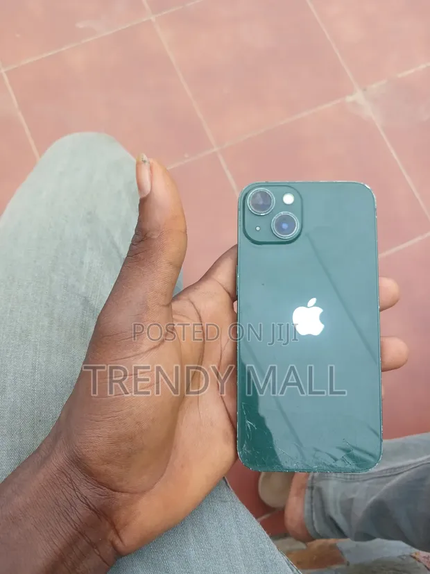 Apple iPhone 13 128GB Green - 1