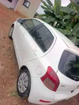 Toyota Vitz 2010 White - 3
