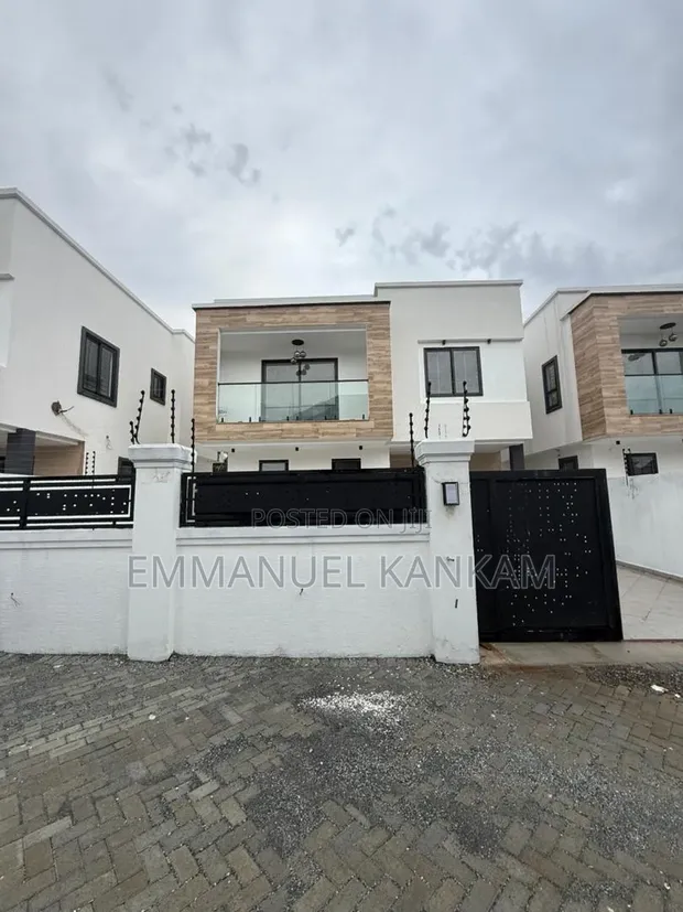 4 Bedroom House for Sale in Baatsona Total, Accra - 1