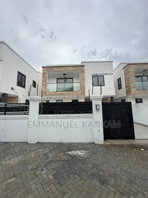 4 Bedroom House for Sale in Baatsona Total, Accra