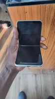 Samsung Galaxy Z Flip 3 256GB Gold (UK Used) - 2