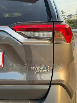 2024 Toyota RAV4 XLE Premium AWD - Gray