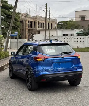 2023 Nissan Kicks SV Blue