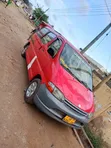 Toyota HiAce 2002 Red - 2