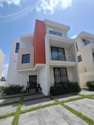 4 Bedroom House with BQ for Sale in Dzorwulu