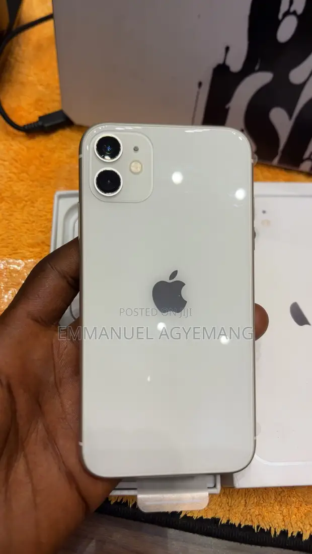 New Apple iPhone 11 64GB White - 1